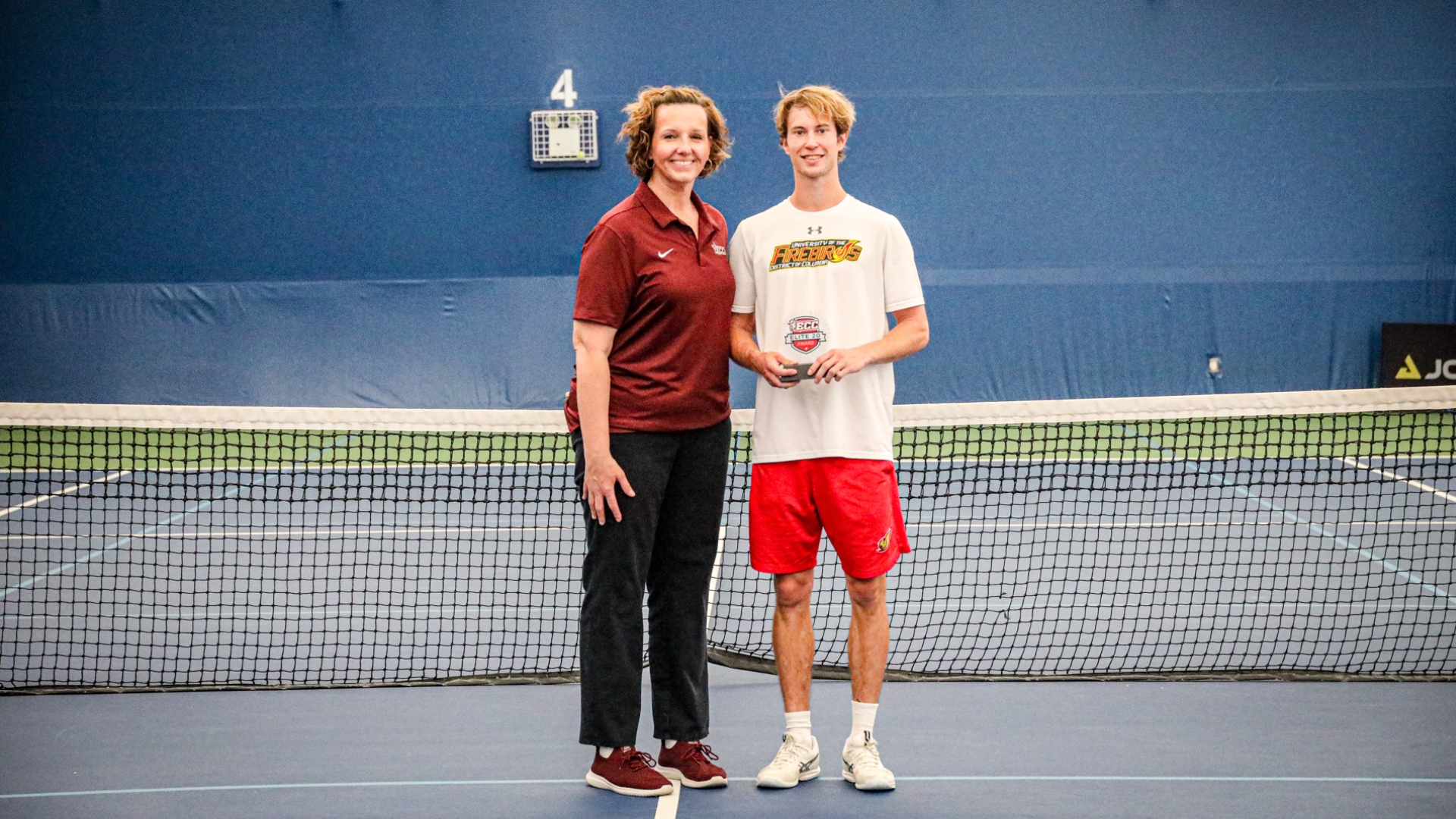 Oskar Karos Repeats as ECC Elite 20 Award Winner