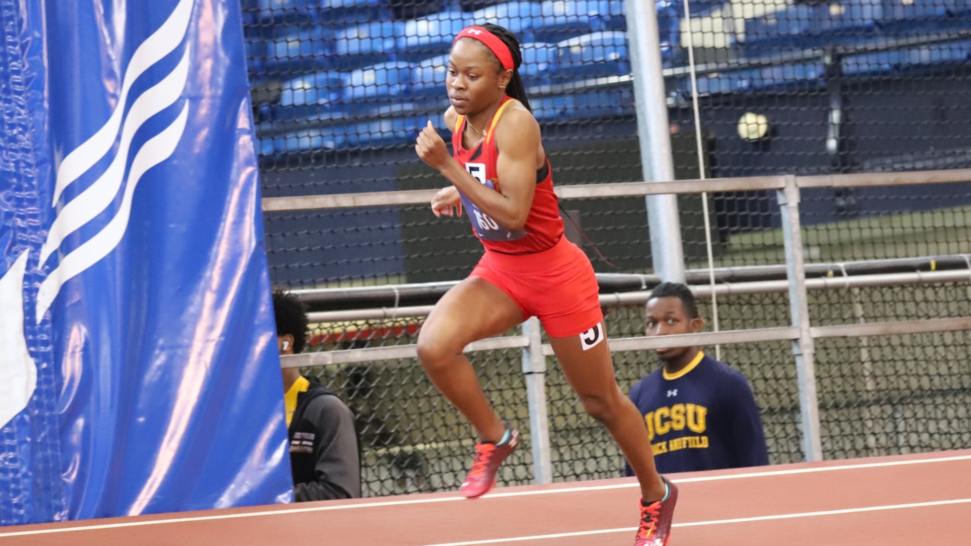 Jarrett Breaks 600m UDC Record at Seahawk Shootout